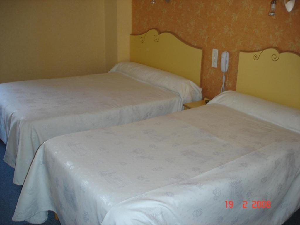 Hotel George Montmélian Kültér fotó