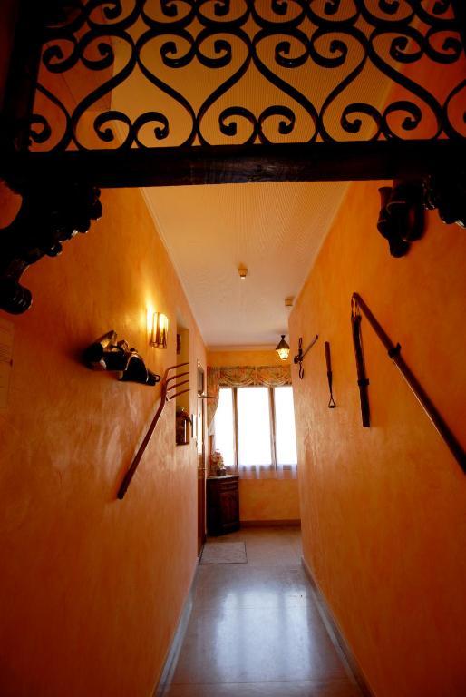 Hotel George Montmélian Szoba fotó